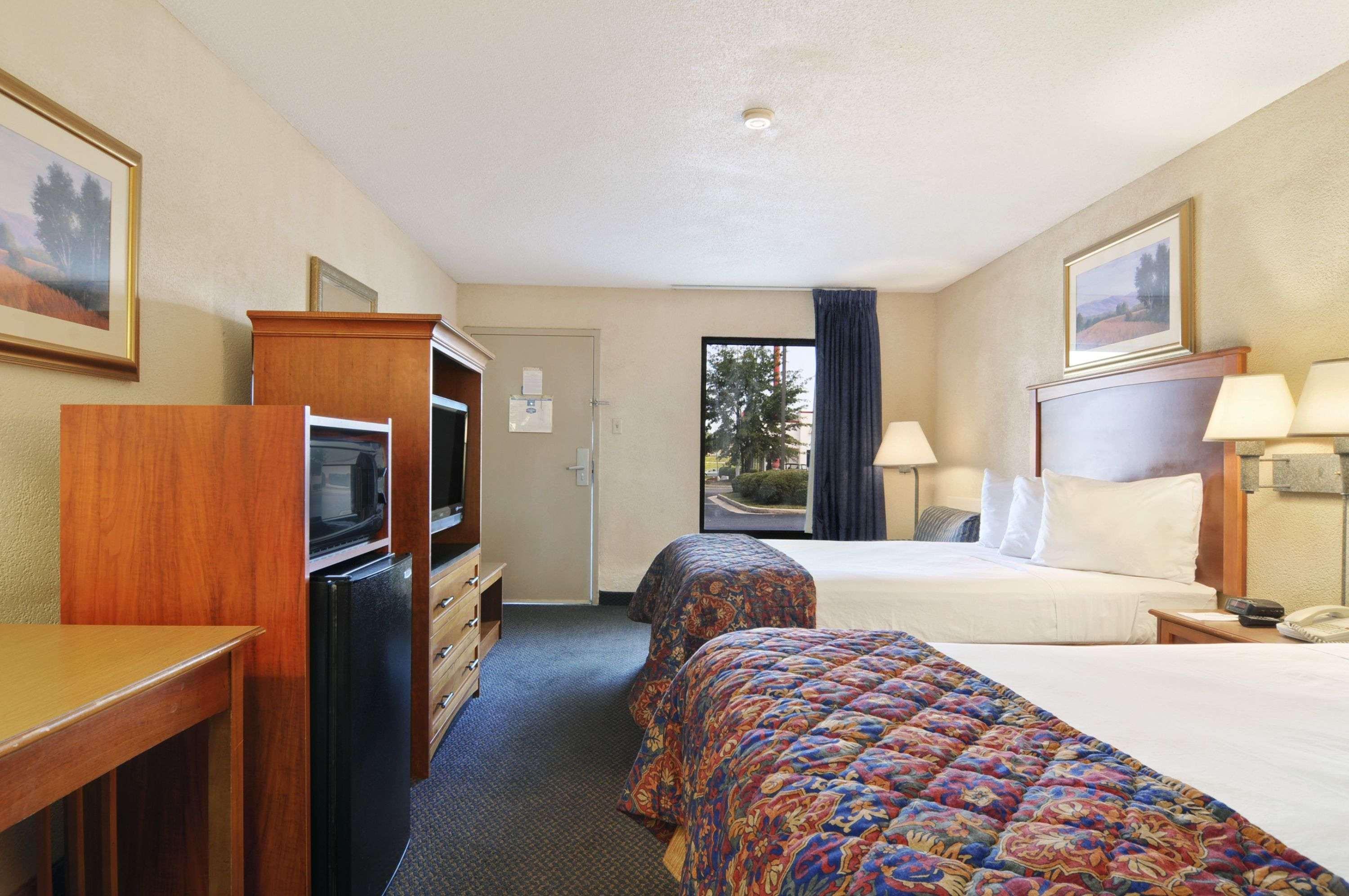 Baymont By Wyndham Macon I-75 Motel Eksteriør billede