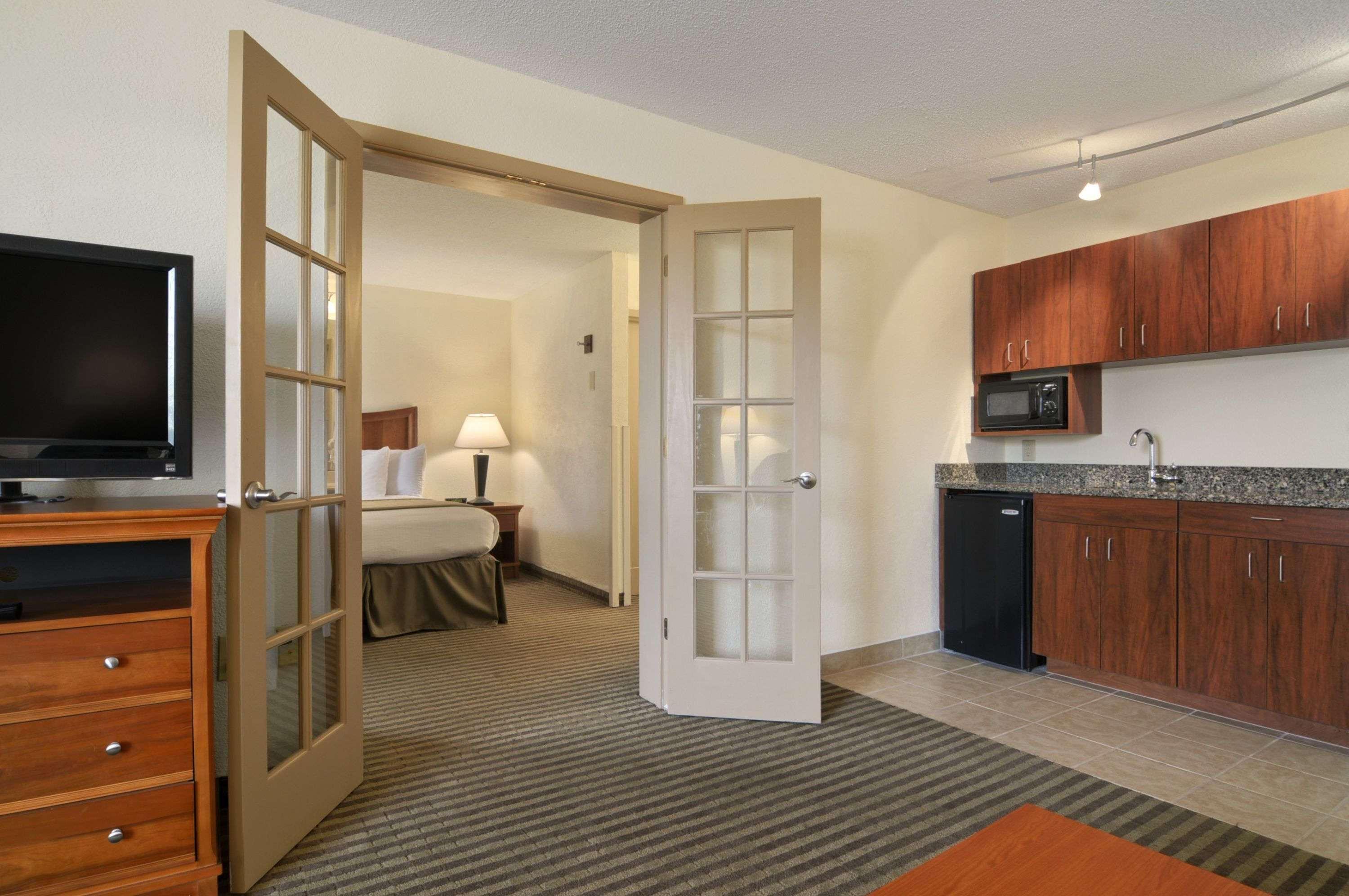 Baymont By Wyndham Macon I-75 Motel Eksteriør billede