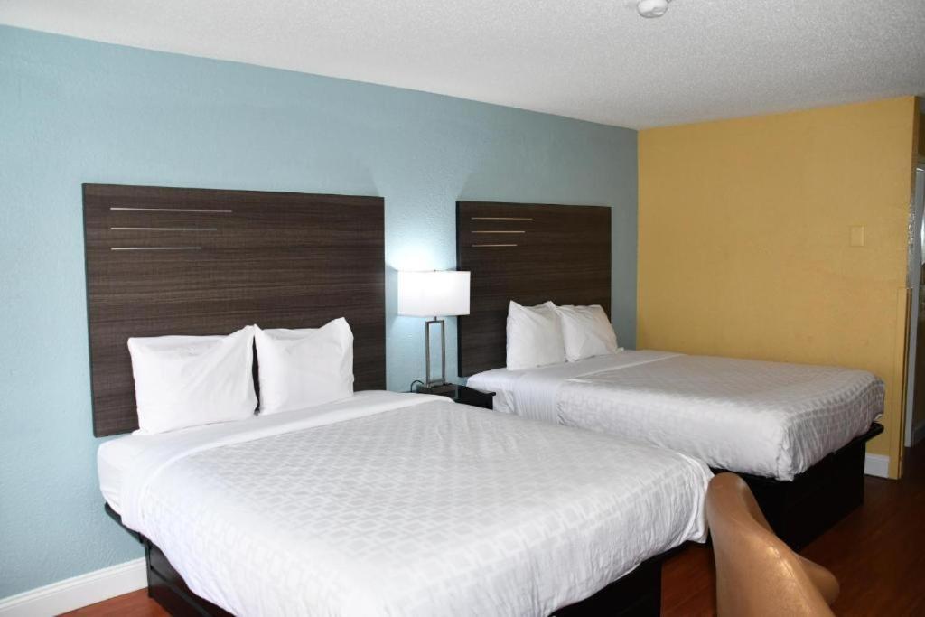 Baymont By Wyndham Macon I-75 Motel Eksteriør billede